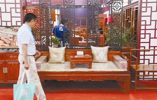 東陽花園木材市場實訪:今年的紅木市場行情怎么樣？