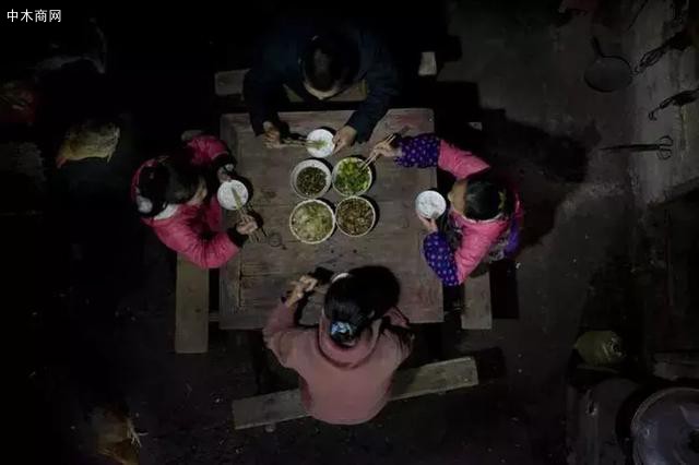 農村八仙桌