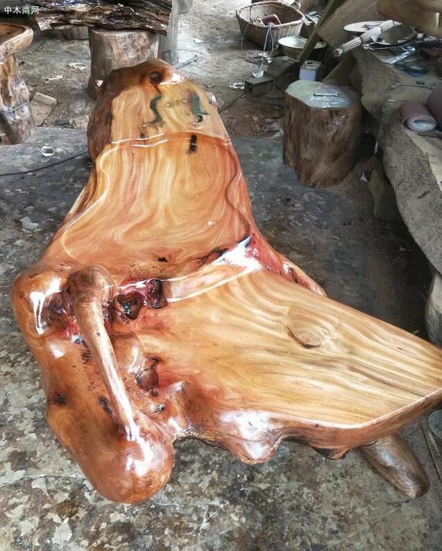 根雕茶臺或茶盤刷什么油漆既簡單又可以無害的增亮